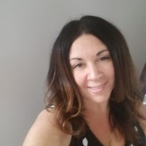 Meet your Posher Ambassador, Lisa